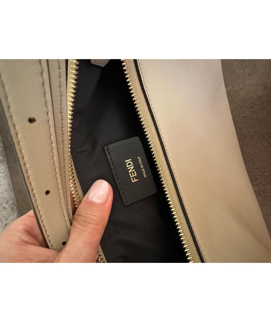 FENDI Бежевая кожаная сумка с короткими ручками, фото 4