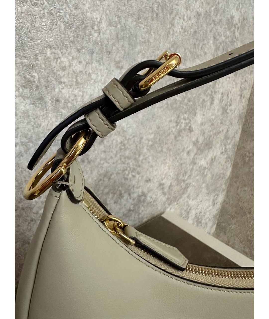 FENDI Бежевая кожаная сумка с короткими ручками, фото 8