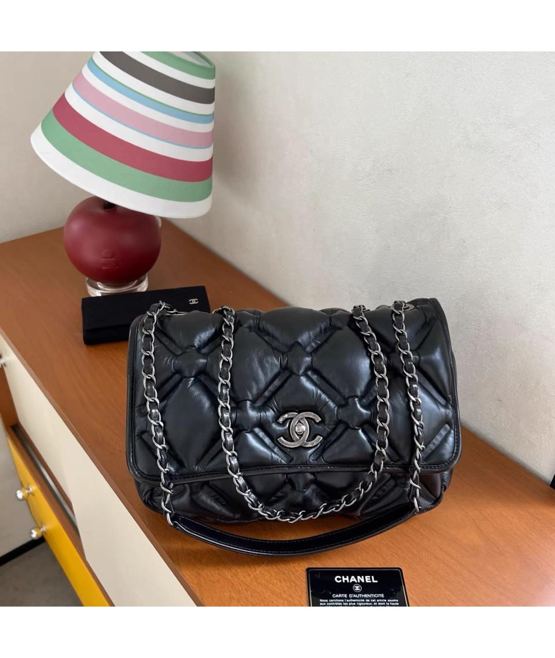CHANEL Черная кожаная сумка через плечо, фото 8