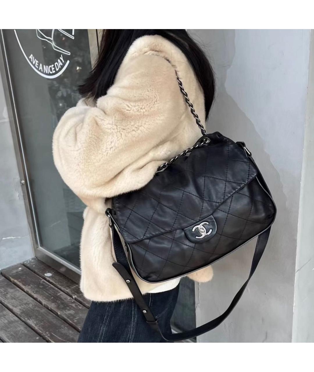 CHANEL Черная кожаная сумка через плечо, фото 6