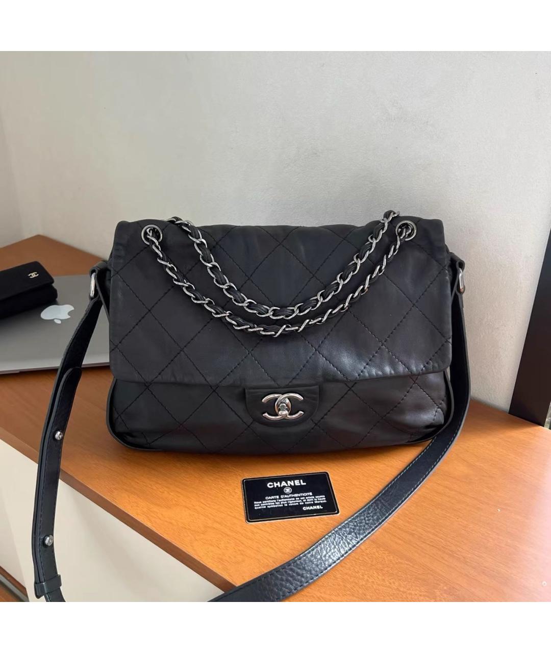CHANEL Черная кожаная сумка через плечо, фото 7