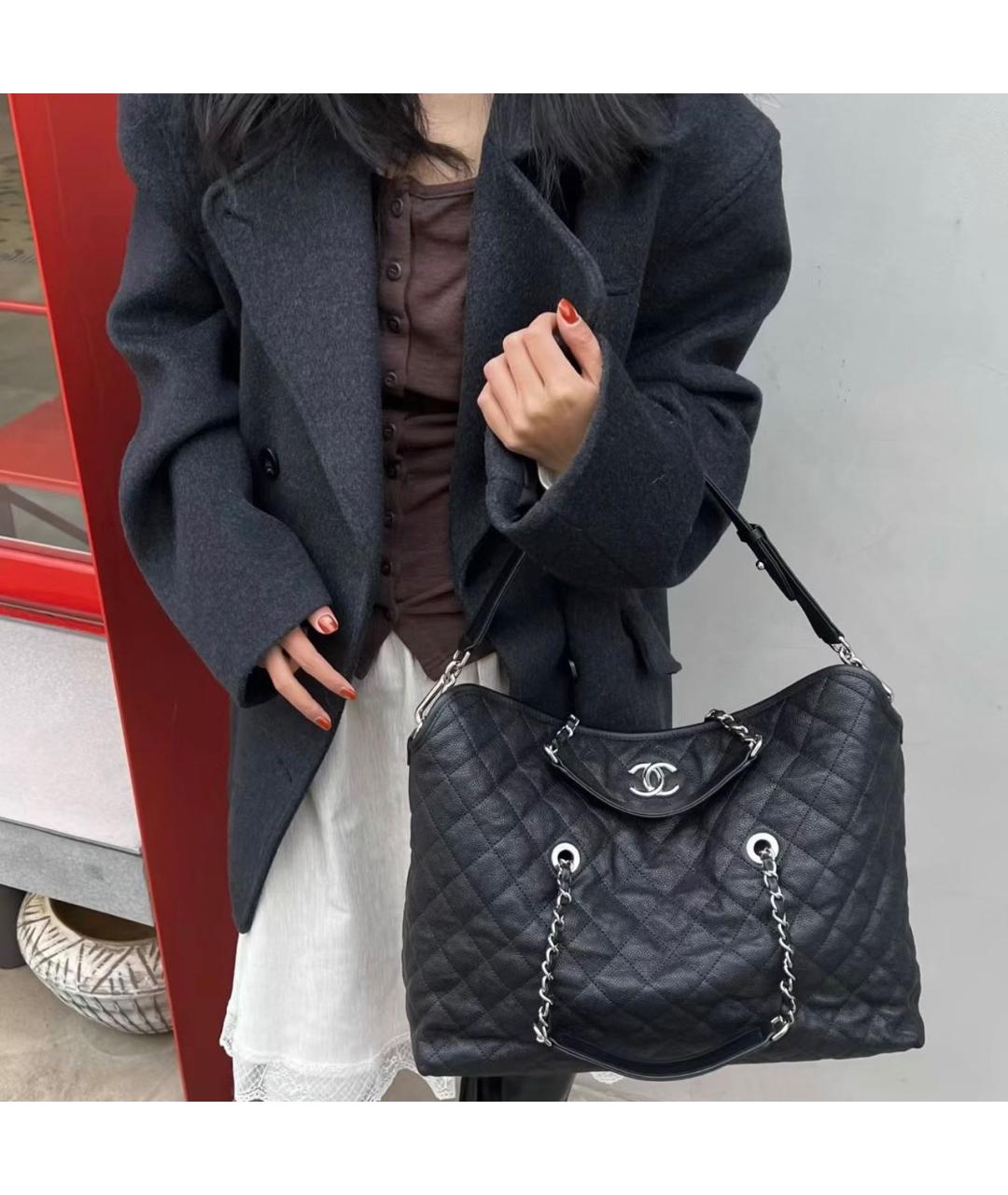 CHANEL Черная кожаная сумка через плечо, фото 8