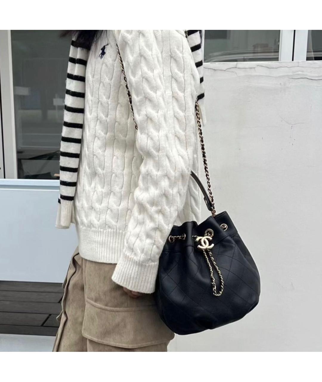 CHANEL Черная кожаная сумка через плечо, фото 3