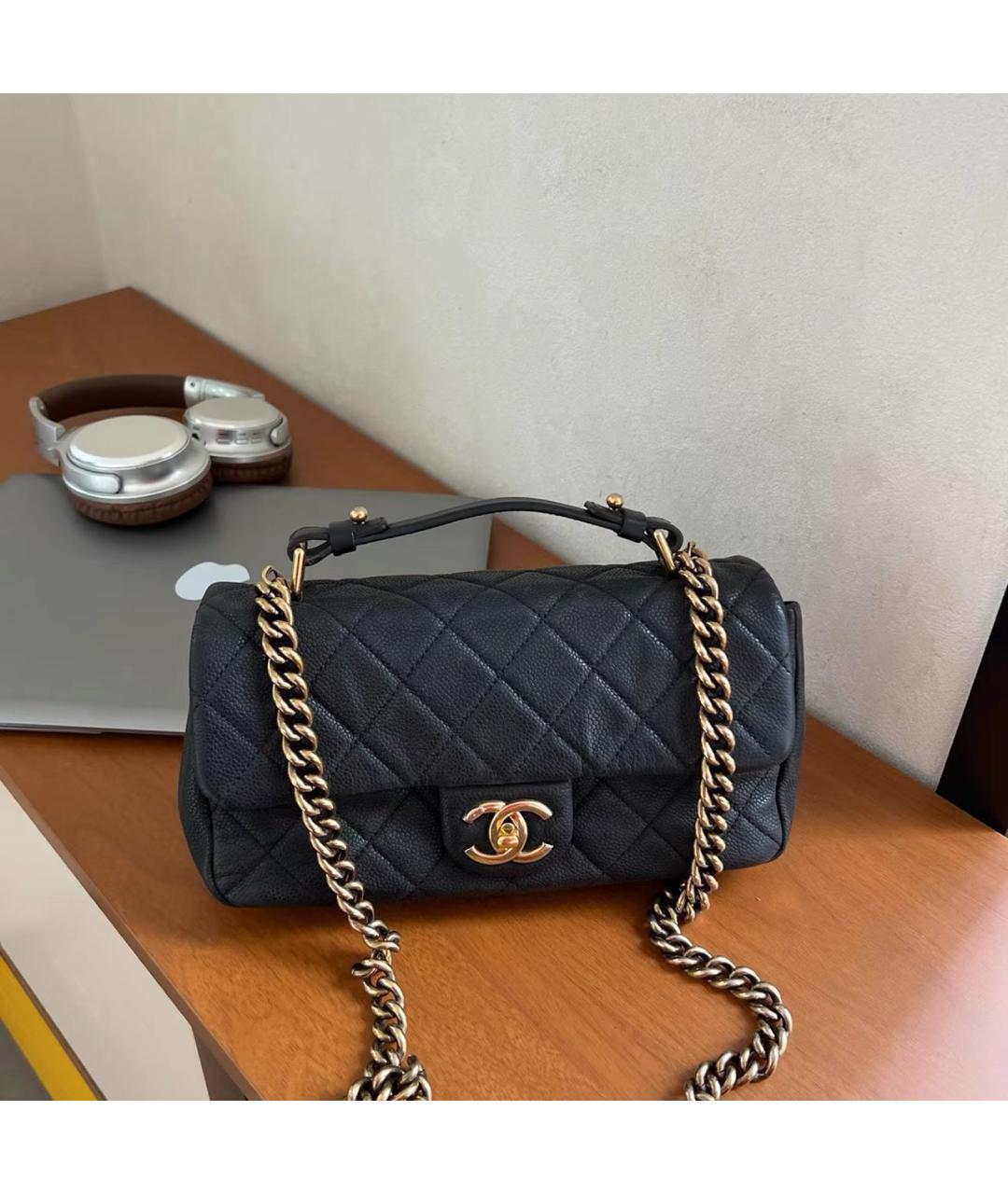 CHANEL Черная кожаная сумка через плечо, фото 8