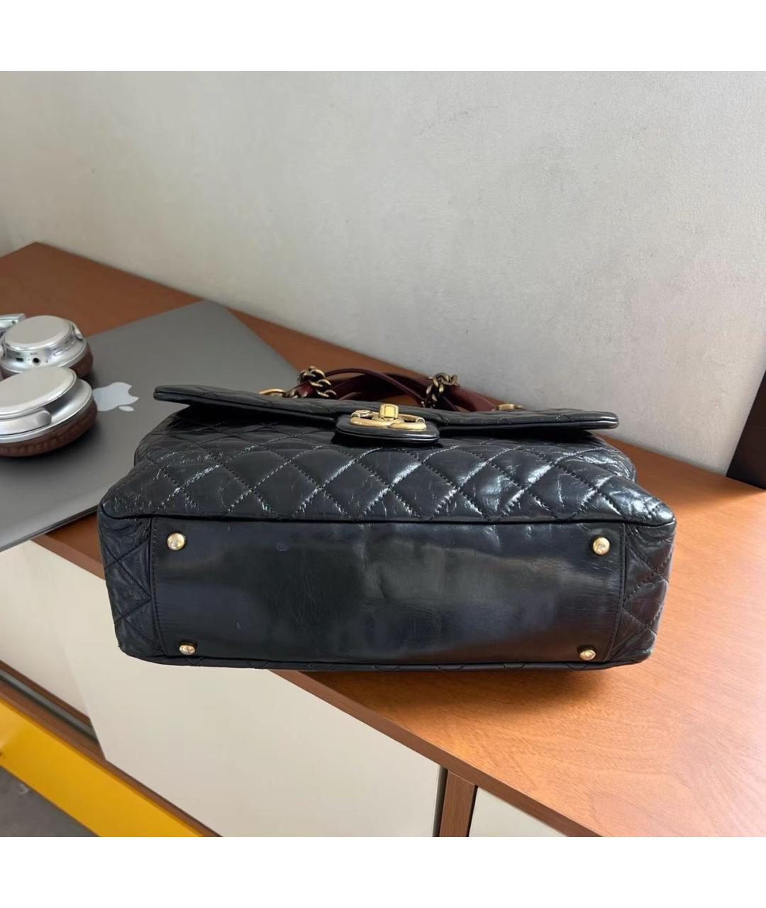 CHANEL Черная кожаная сумка через плечо, фото 3