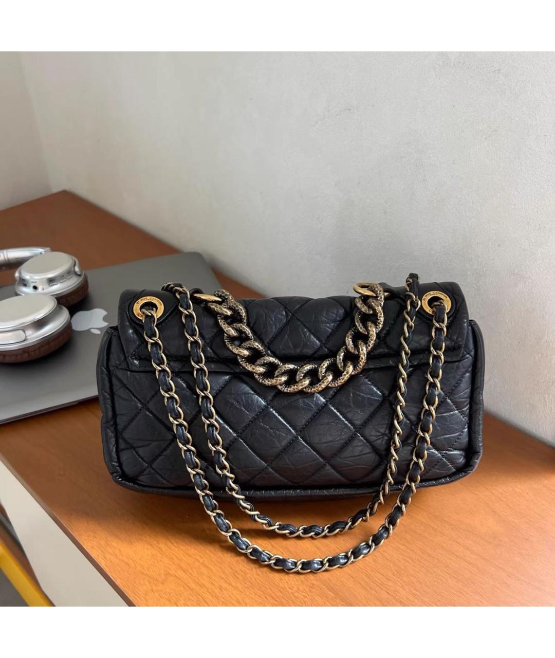 CHANEL Черная кожаная сумка через плечо, фото 2