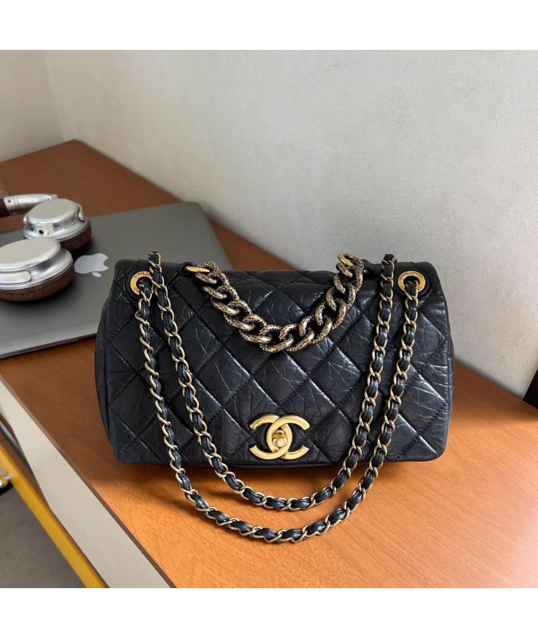 CHANEL Черная кожаная сумка через плечо, фото 9