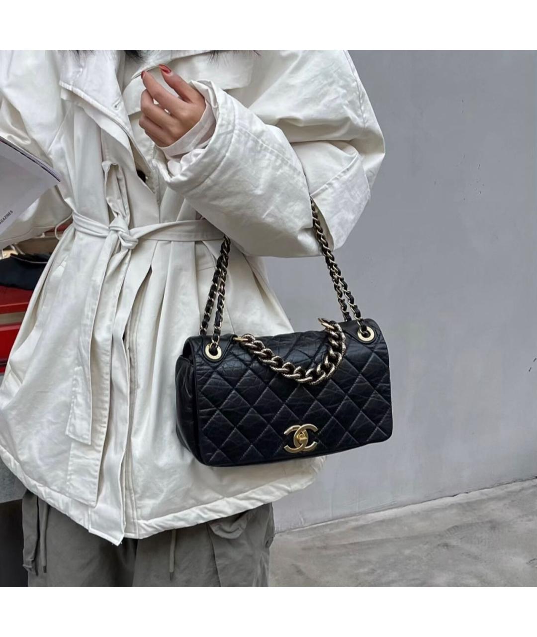 CHANEL Черная кожаная сумка через плечо, фото 6