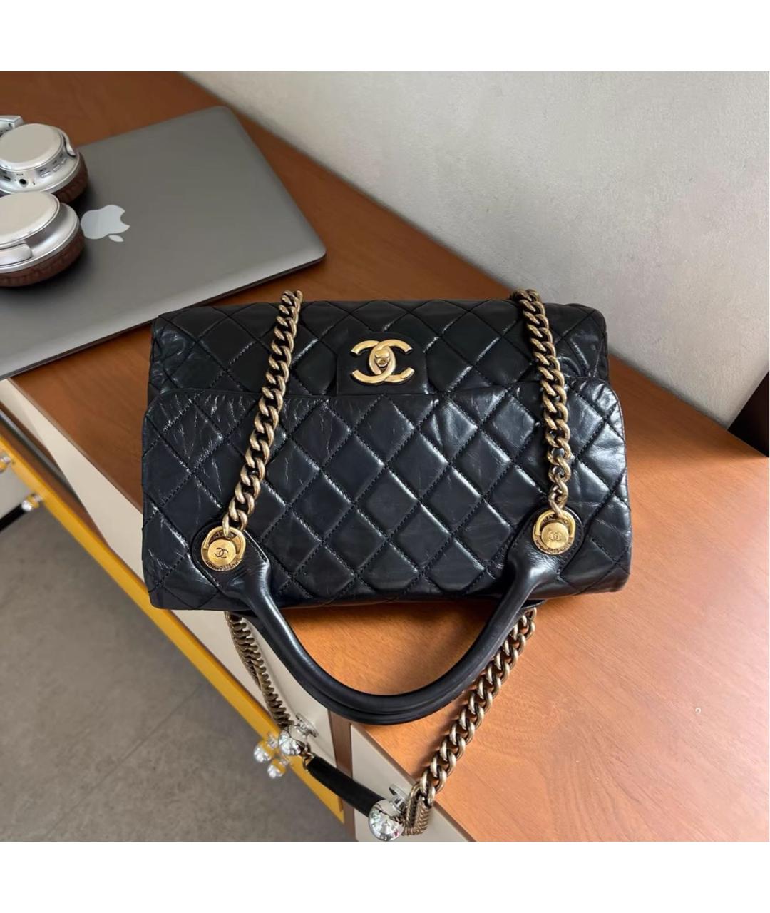 CHANEL Черная кожаная сумка через плечо, фото 4