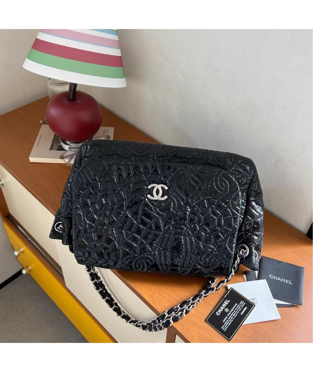 CHANEL Черная кожаная сумка через плечо, фото 2