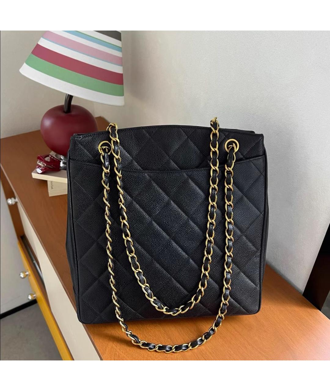 CHANEL Черная кожаная сумка тоут, фото 2