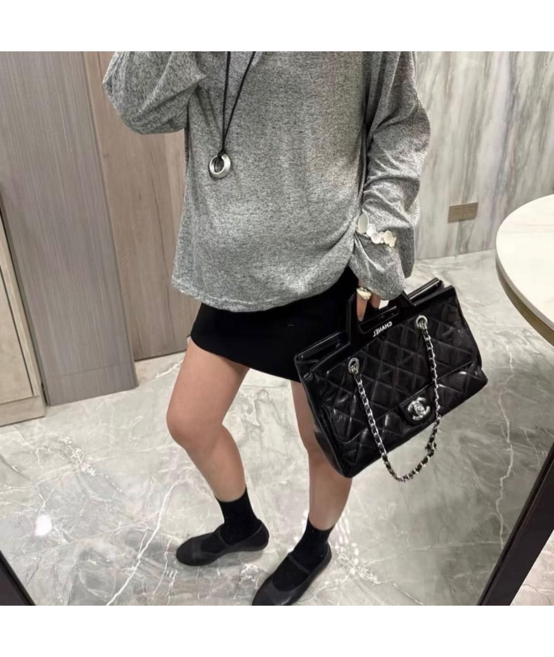 CHANEL Черная кожаная сумка с короткими ручками, фото 6