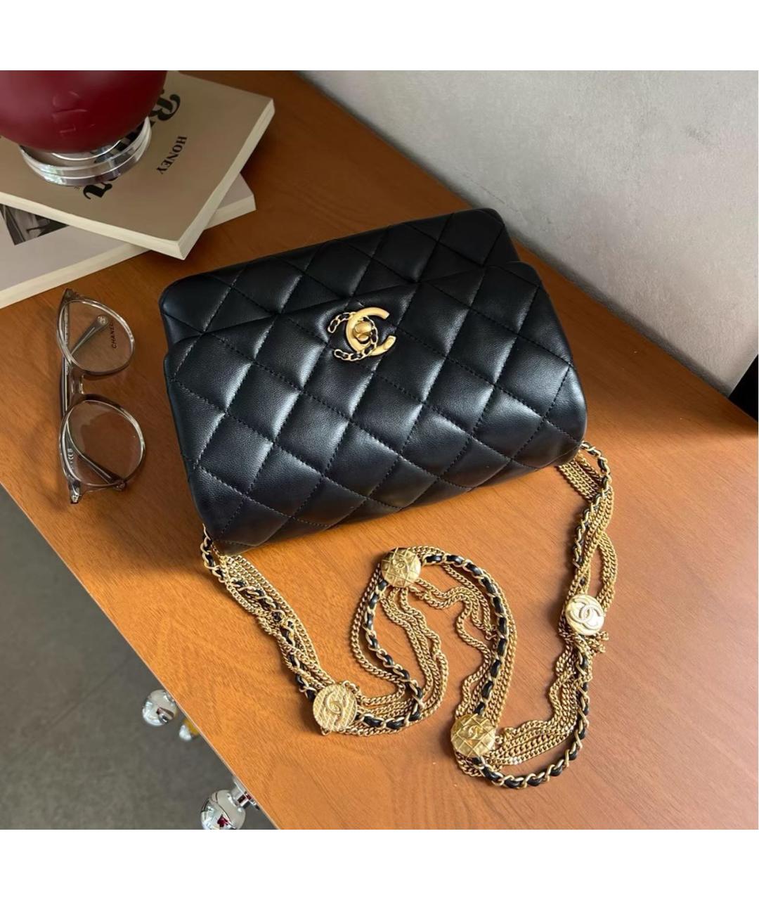 CHANEL Черная кожаная сумка через плечо, фото 4