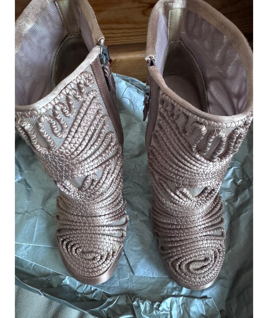 ALBERTA FERRETTI Бежевые синтетические ботильоны, фото 6