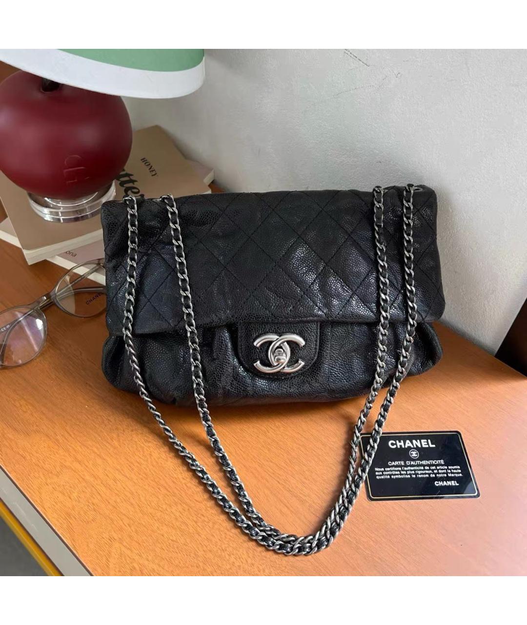 CHANEL Черная кожаная сумка через плечо, фото 9