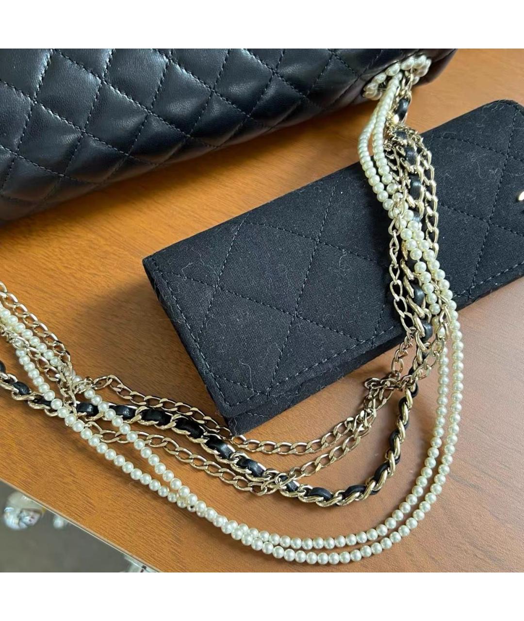 CHANEL Черная кожаная сумка через плечо, фото 5