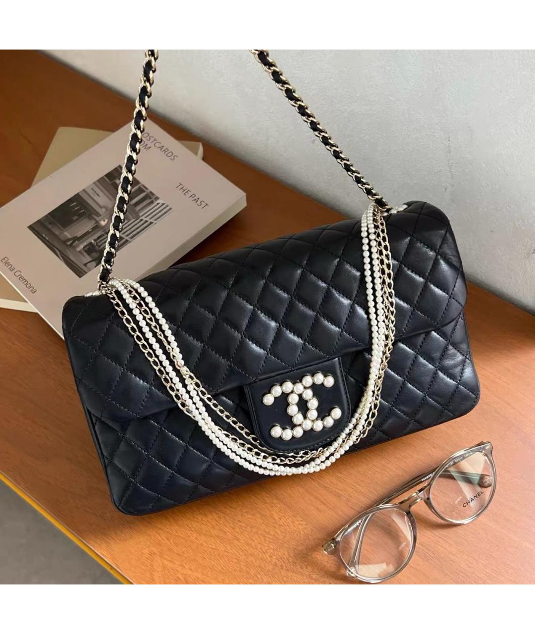 CHANEL Черная кожаная сумка через плечо, фото 2