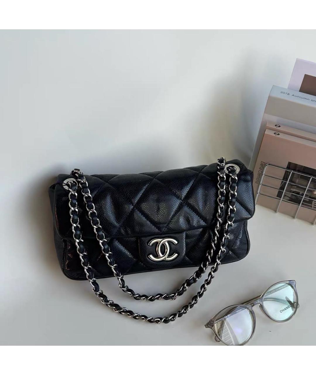 CHANEL Черная кожаная сумка через плечо, фото 8