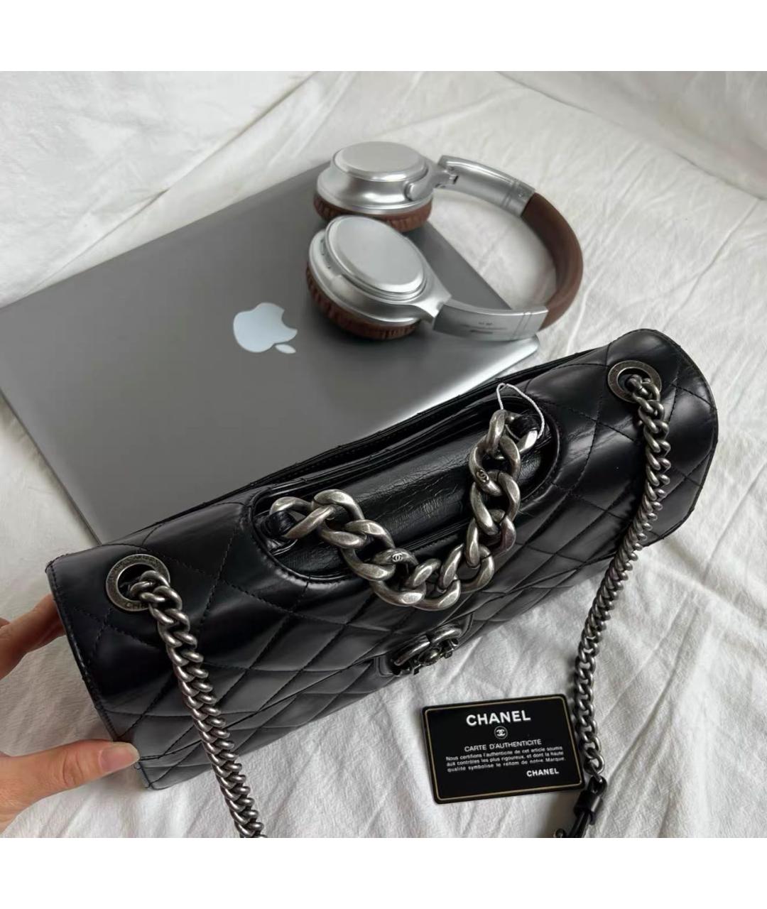 CHANEL Черная кожаная сумка через плечо, фото 5