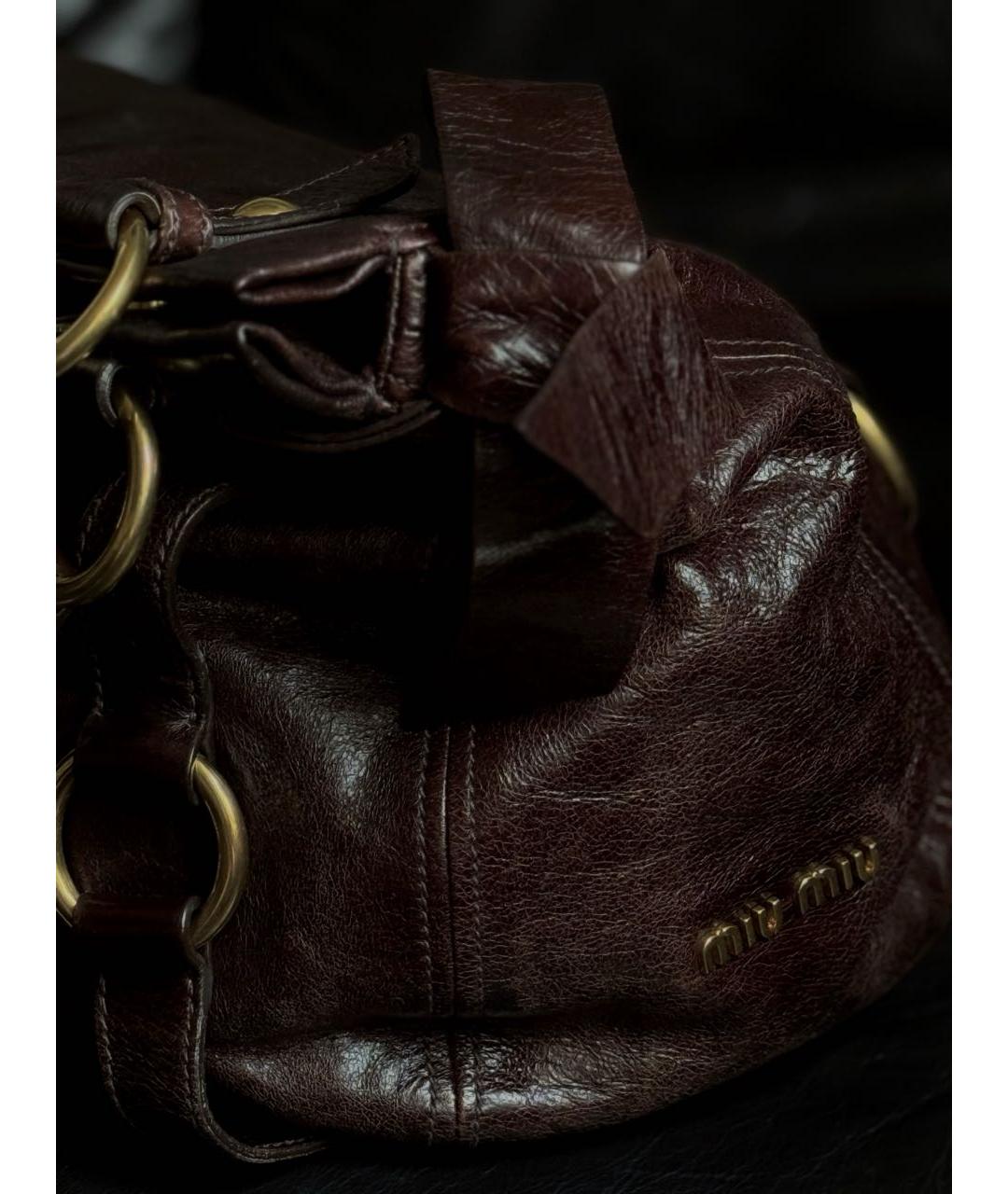 MIU MIU Коричневая кожаная сумка с короткими ручками, фото 6