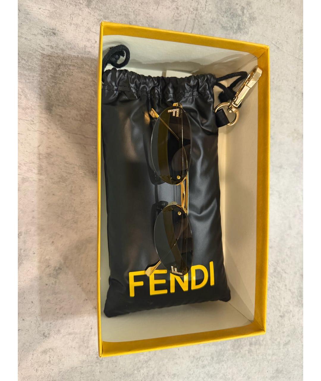FENDI Золотые металлические солнцезащитные очки, фото 5