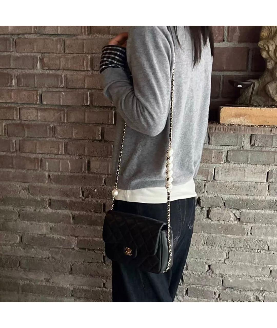 CHANEL Черная кожаная сумка через плечо, фото 6