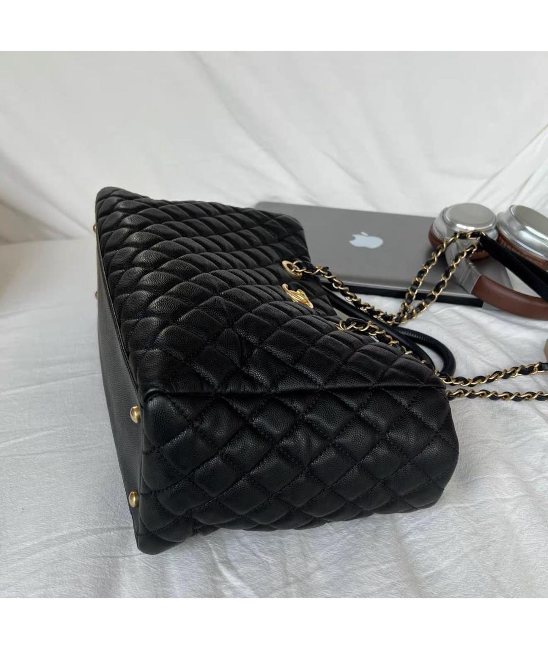 CHANEL Черная кожаная сумка тоут, фото 4