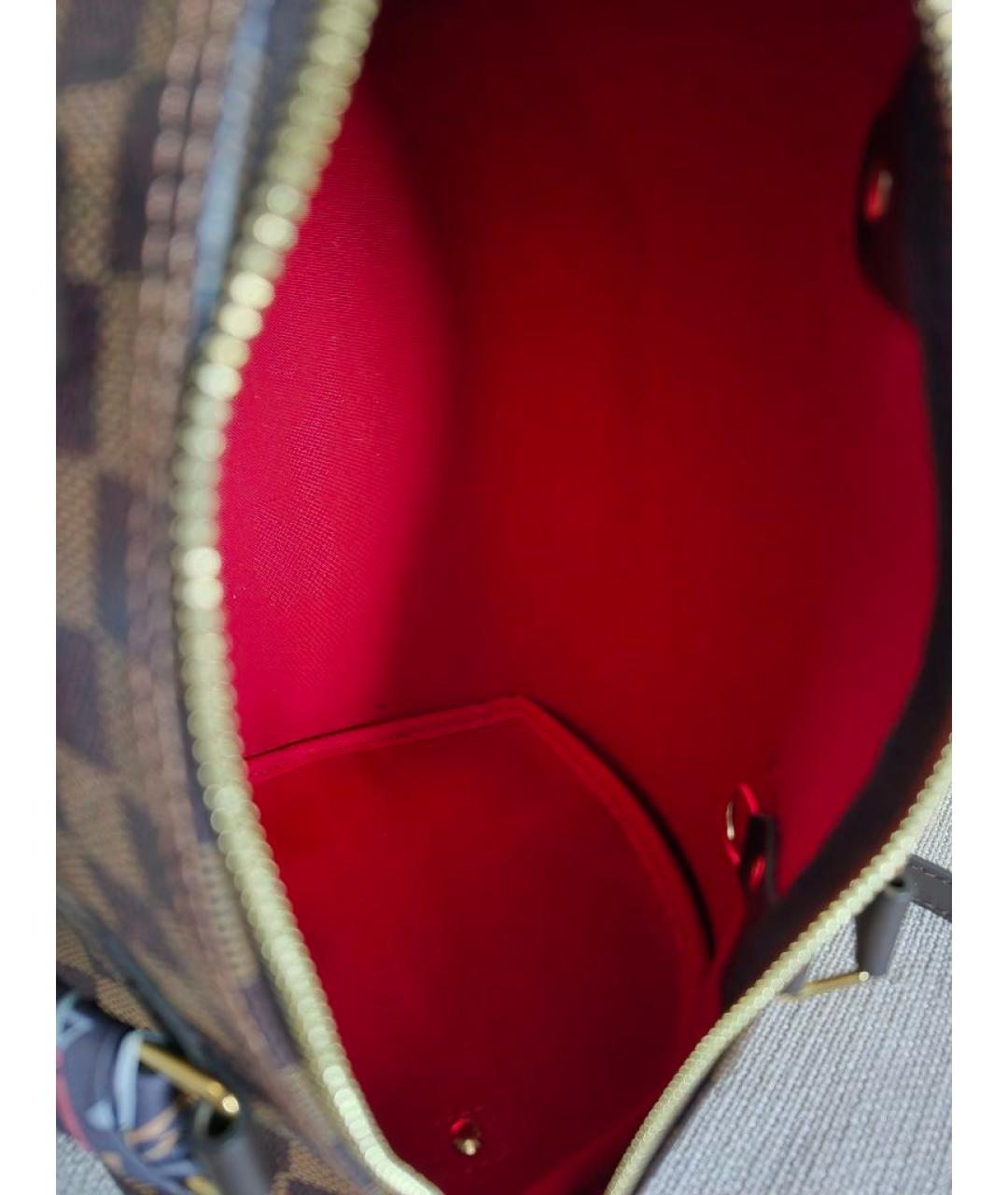 LOUIS VUITTON Коричневая сумка с короткими ручками, фото 7