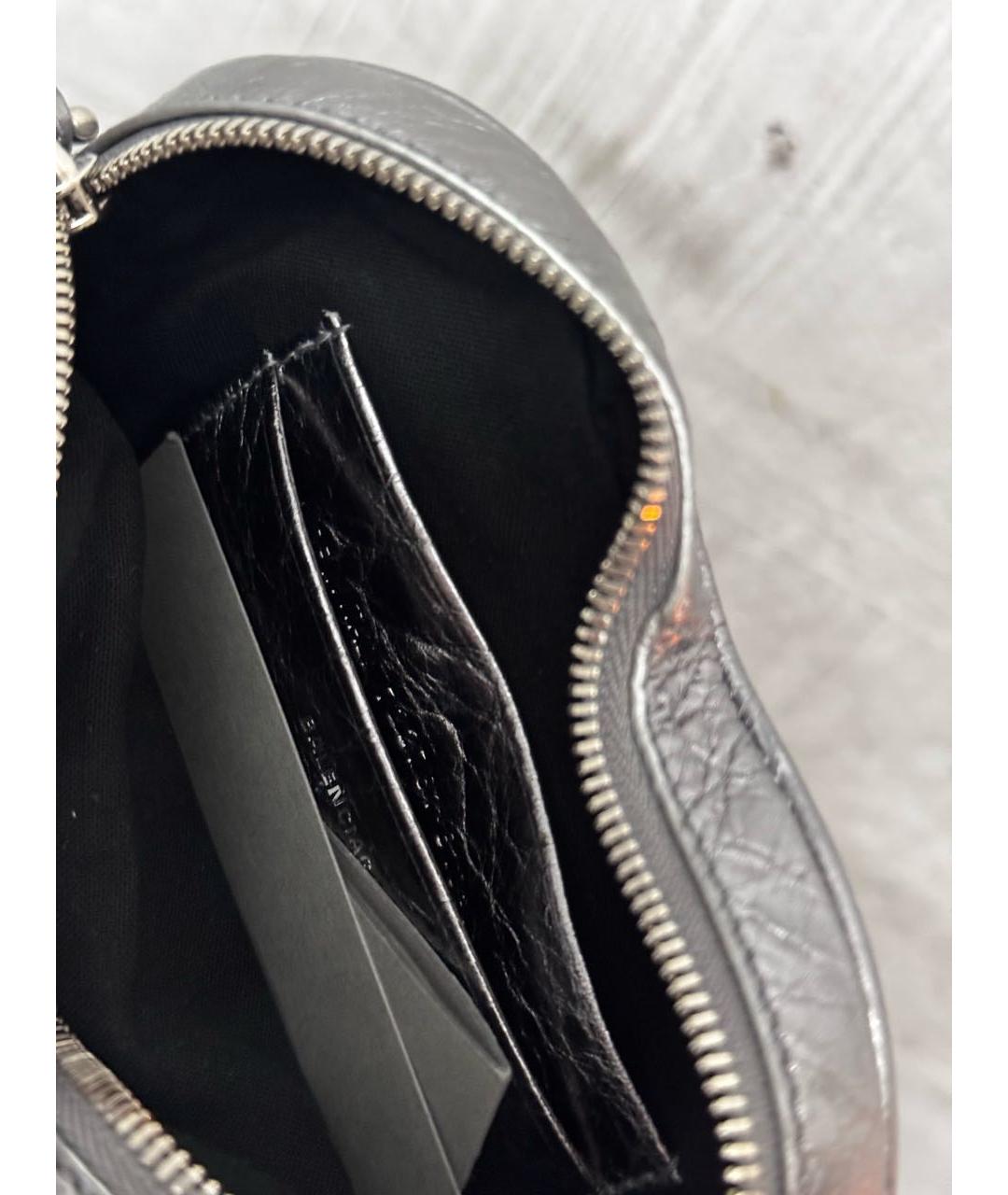 BALENCIAGA Серебряная кожаная сумка через плечо, фото 4