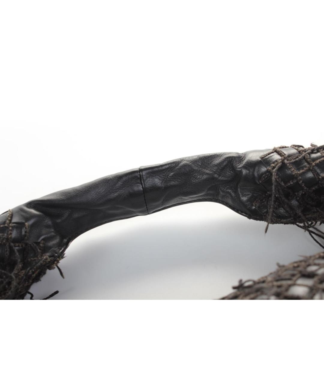 BOTTEGA VENETA Черная кожаная сумка с короткими ручками, фото 6