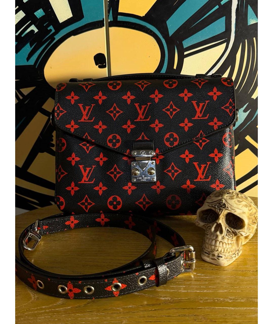 LOUIS VUITTON Черная кожаная сумка через плечо, фото 2