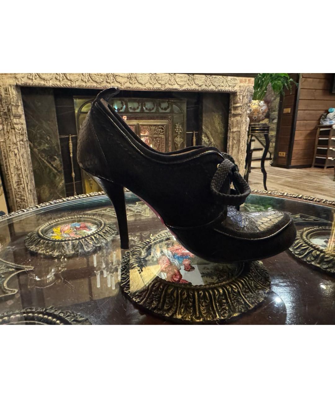 EMANUEL UNGARO Черные ботильоны из экзотической кожи, фото 8