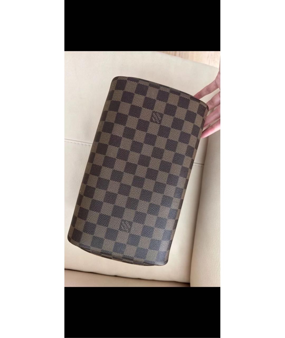 LOUIS VUITTON Коричневая косметичка, фото 6