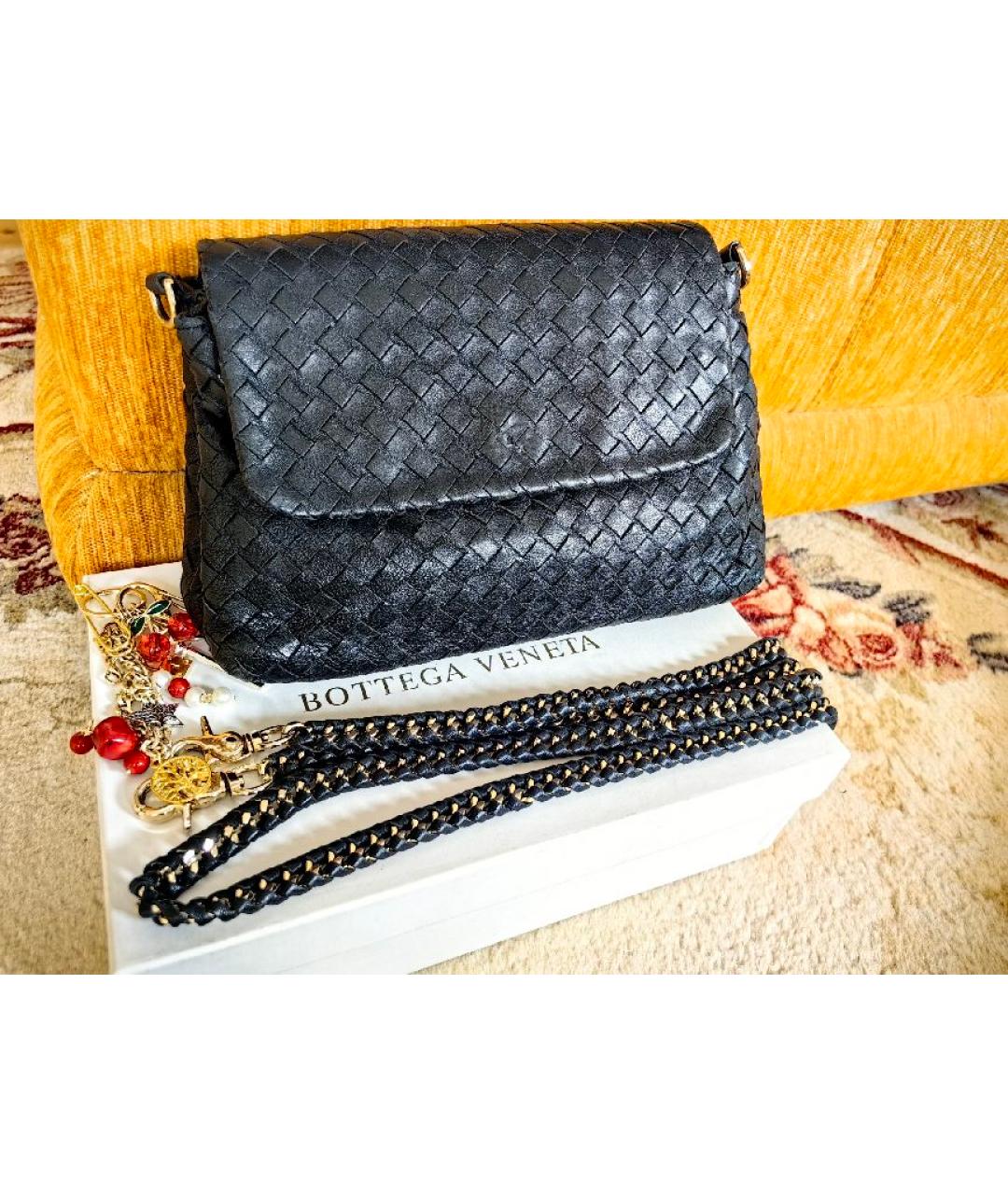 BOTTEGA VENETA Черная кожаная сумка через плечо, фото 2