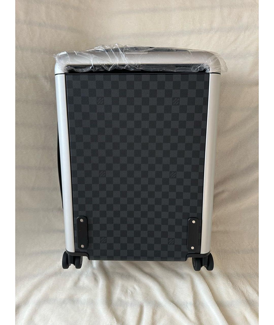 LOUIS VUITTON Антрацитовый кожаный чемодан, фото 3