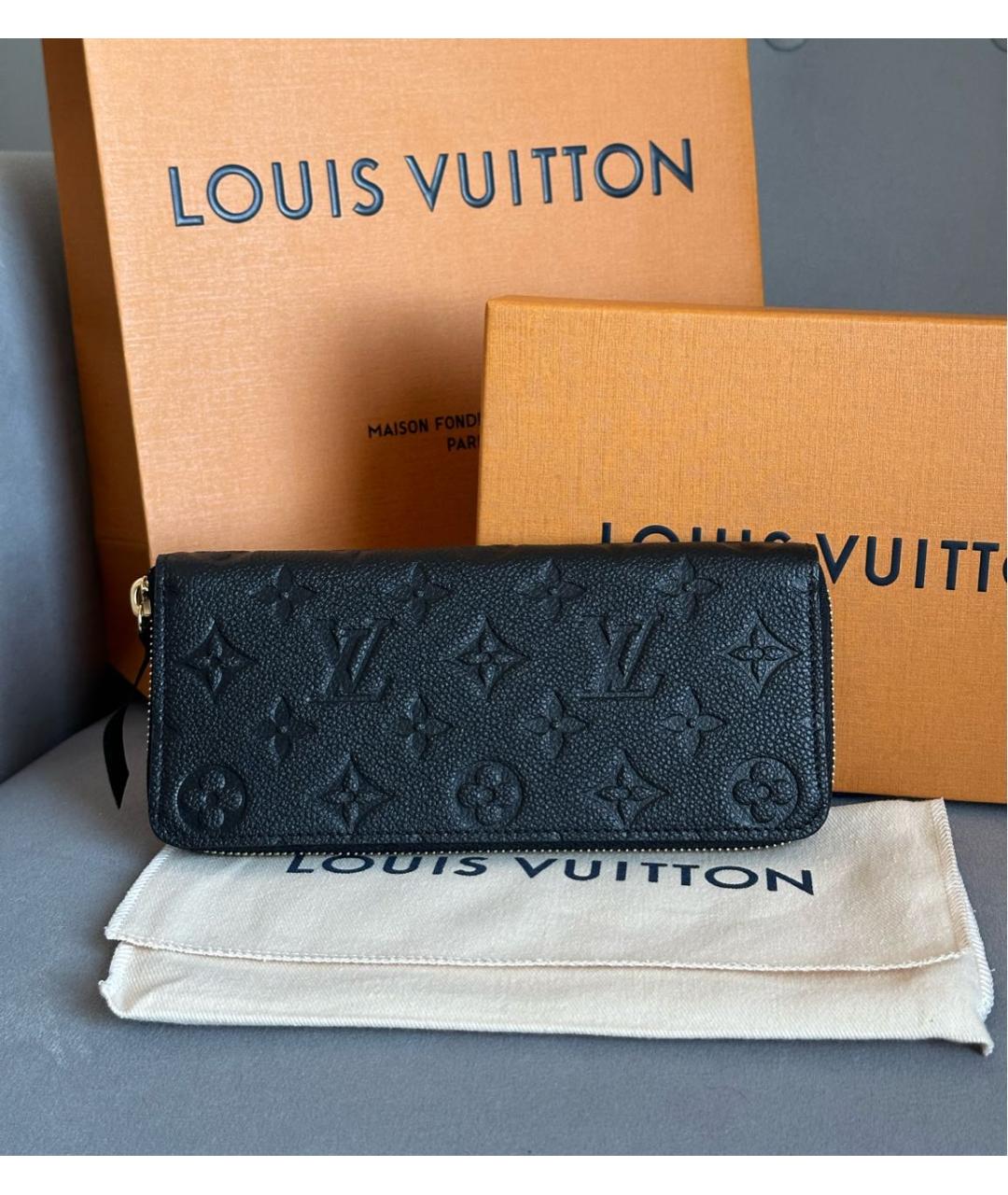 LOUIS VUITTON Черный кожаный кошелек, фото 5