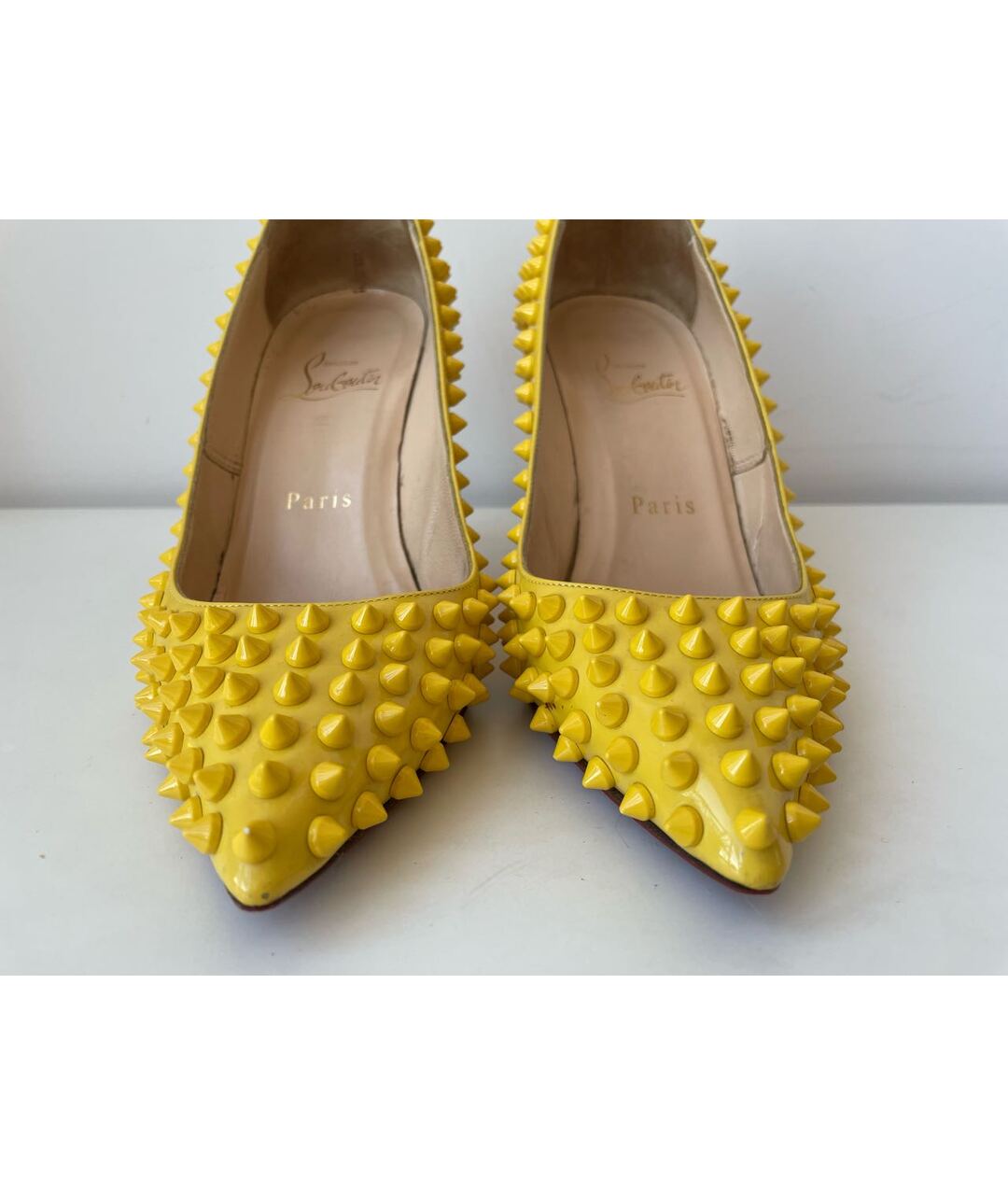 CHRISTIAN LOUBOUTIN Желтые туфли из лакированной кожи, фото 3