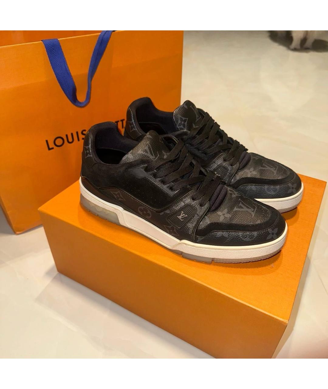 LOUIS VUITTON Антрацитовые низкие кроссовки / кеды, фото 2