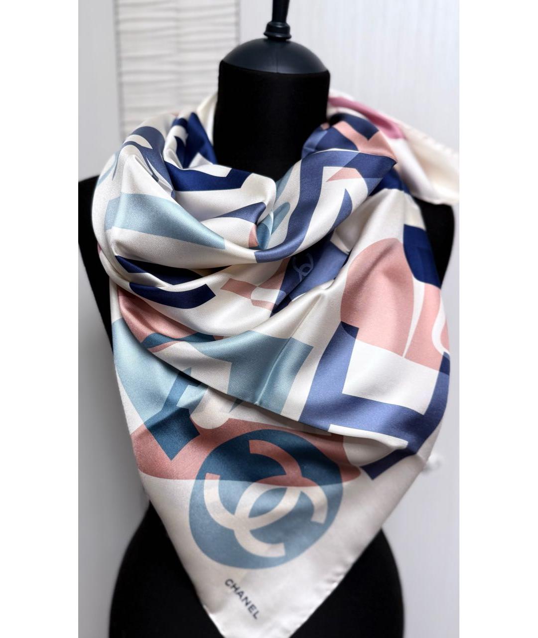 CHANEL Бежевый шелковый платок, фото 7