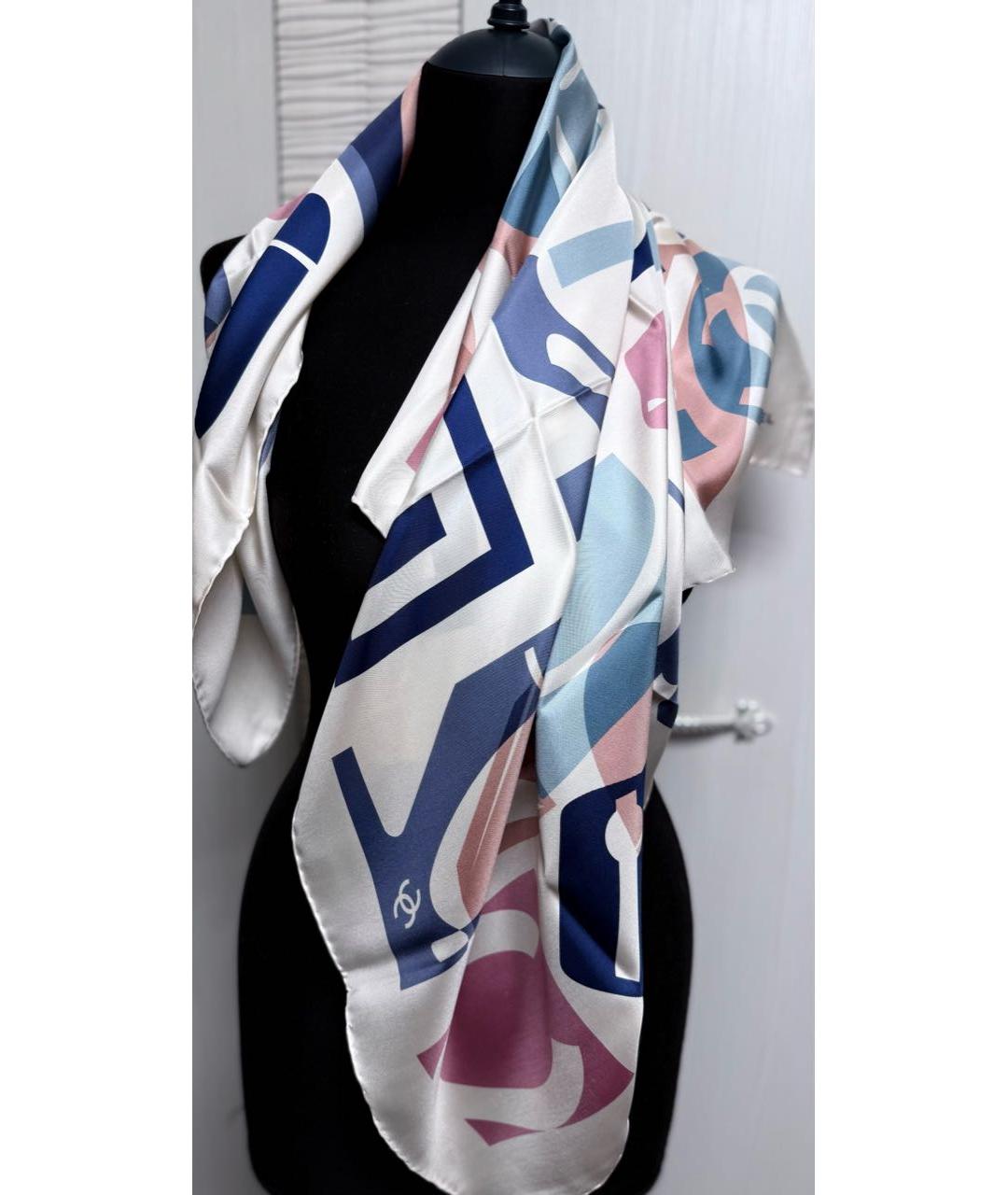 CHANEL Бежевый шелковый платок, фото 6