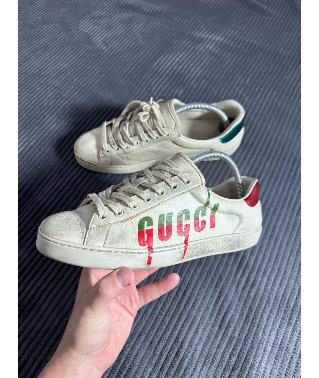 GUCCI Бежевые кожаные низкие кроссовки / кеды, фото 2