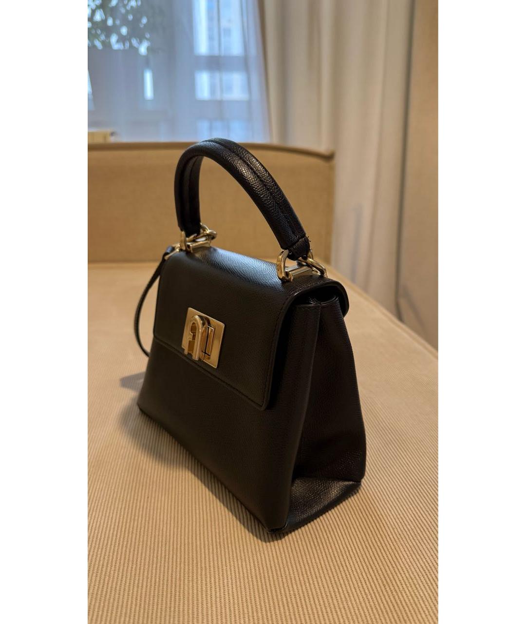 FURLA Черная кожаная сумка с короткими ручками, фото 3