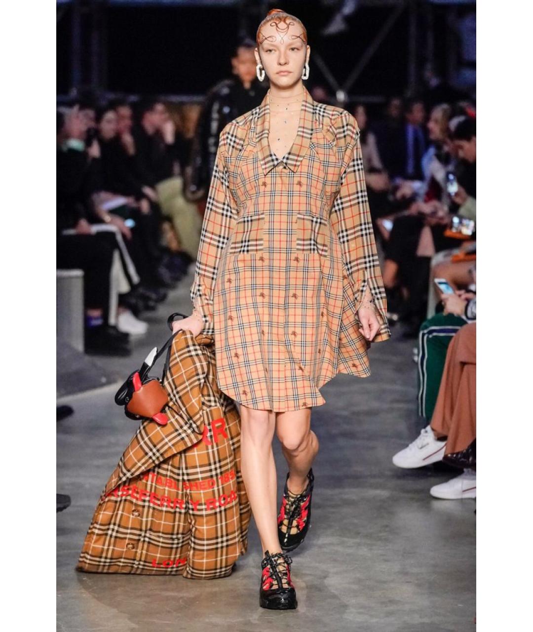 BURBERRY Коричневый полиэстеровый пуховик, фото 5