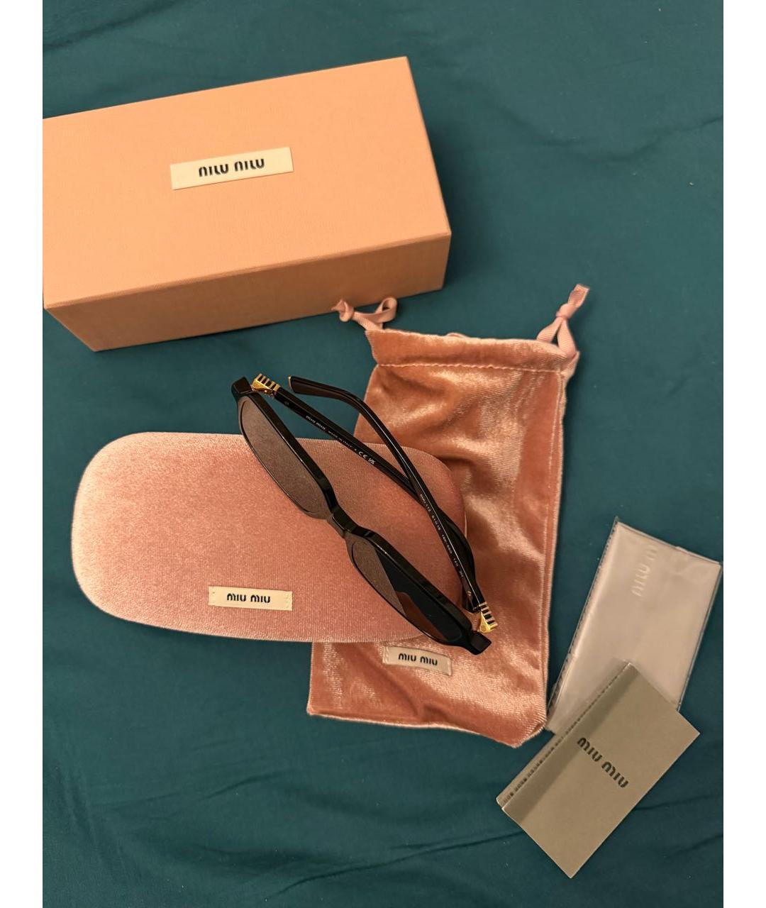 MIU MIU Черные пластиковые солнцезащитные очки, фото 5