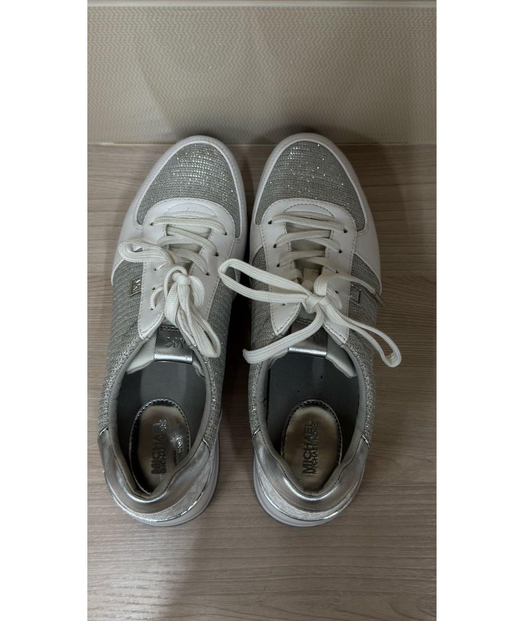 MICHAEL KORS Белые кожаные кроссовки, фото 3