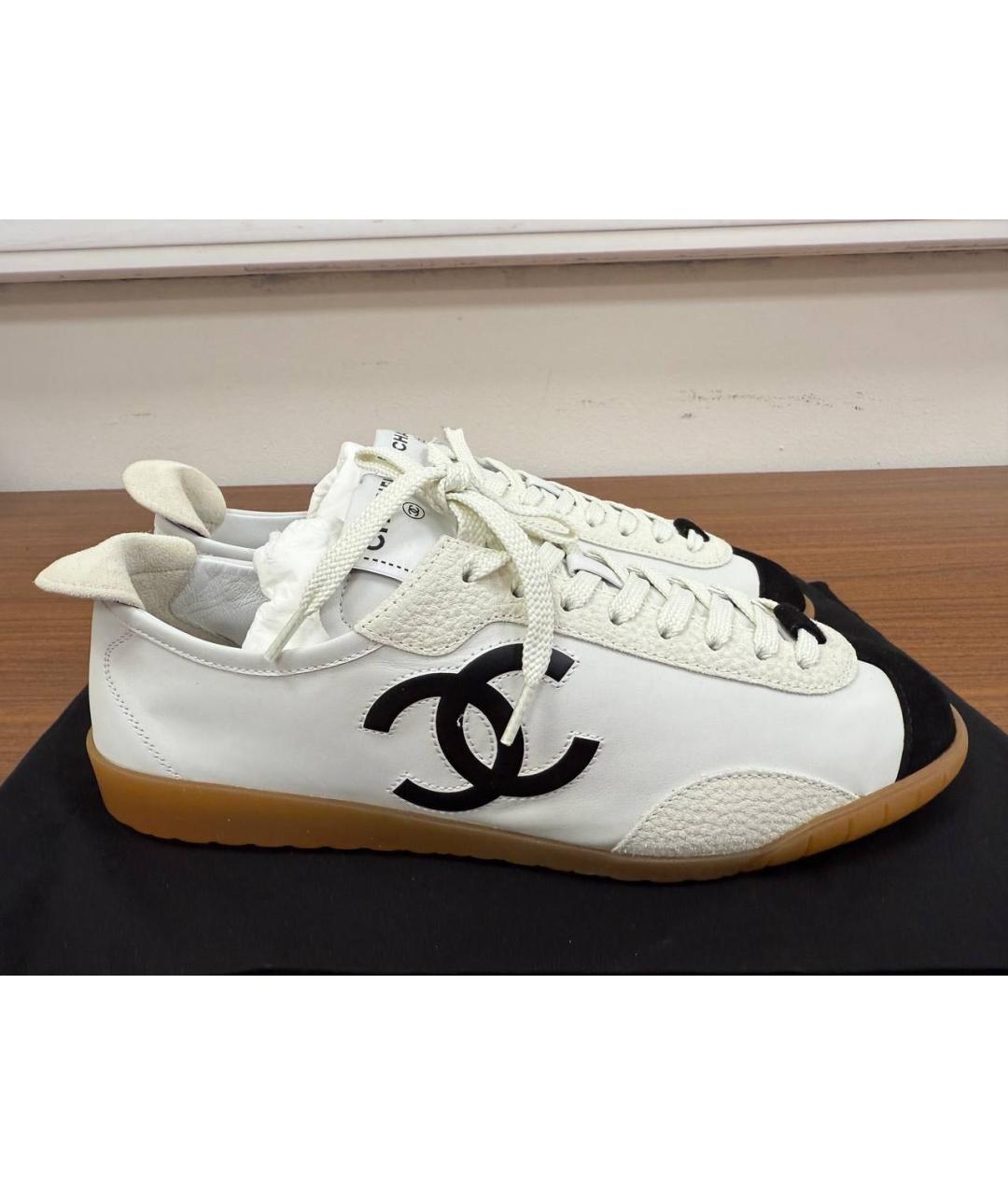 CHANEL Белые кожаные кеды, фото 4