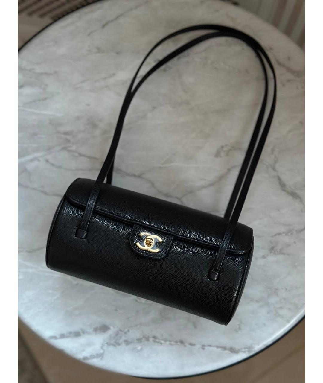 CHANEL Черная кожаная сумка с короткими ручками, фото 4