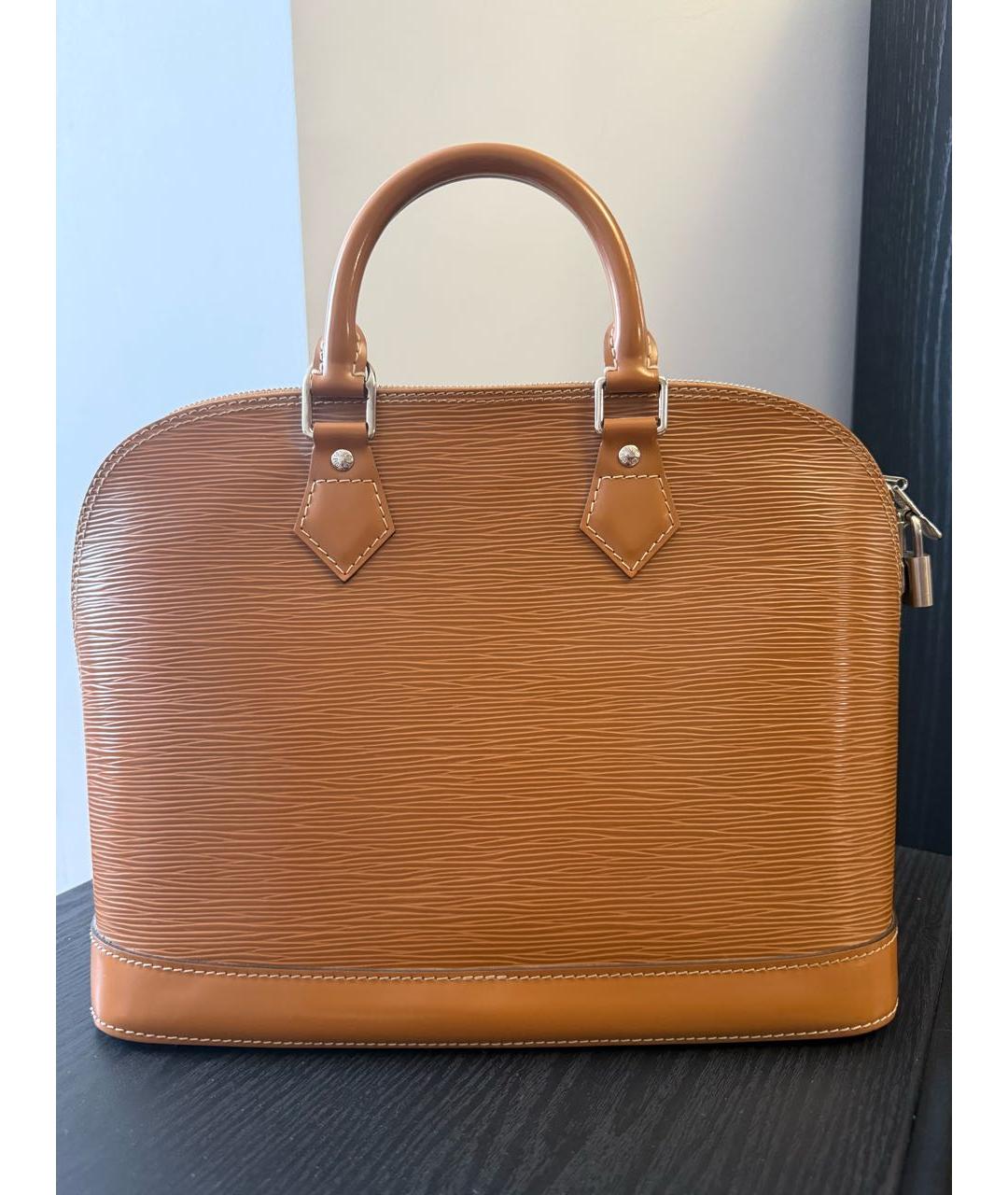 LOUIS VUITTON Коричневая сумка с короткими ручками, фото 3