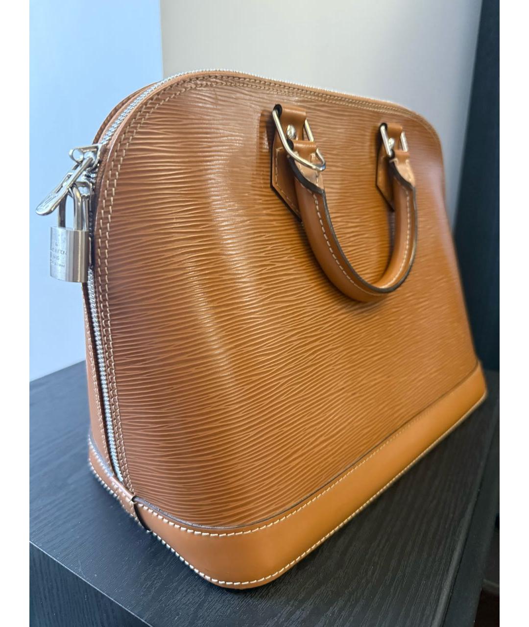 LOUIS VUITTON Коричневая сумка с короткими ручками, фото 2