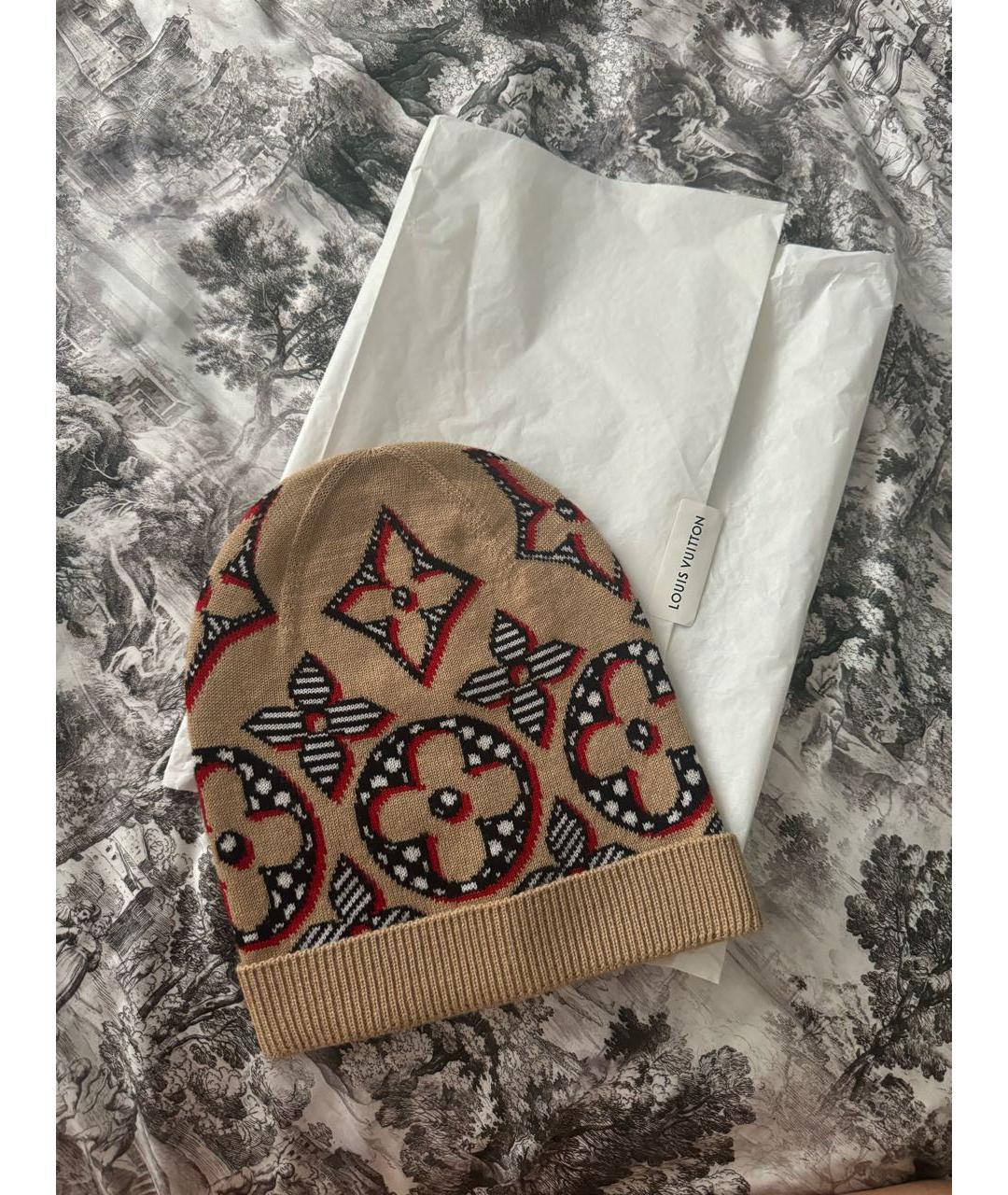 LOUIS VUITTON Бежевая шерстяная шапка, фото 5